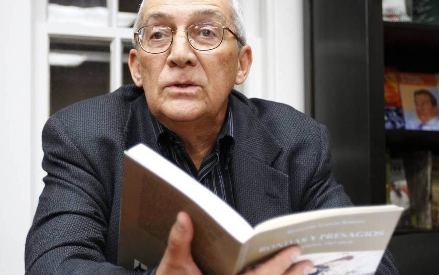 El escritor Reinaldo García Ramos en el Koubek Center del Miami Dade College, febrero de 2013. (El Nuevo Herald)